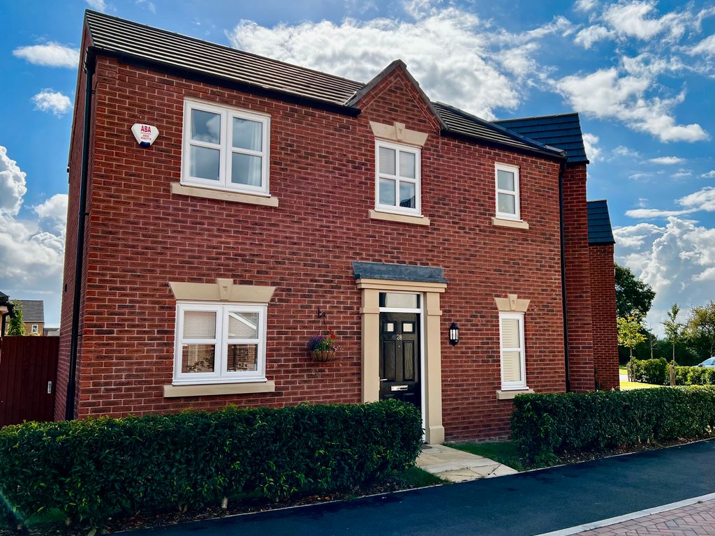 3 bed detached house for sale in Wimboldsley Avenue, Middlewich CW10