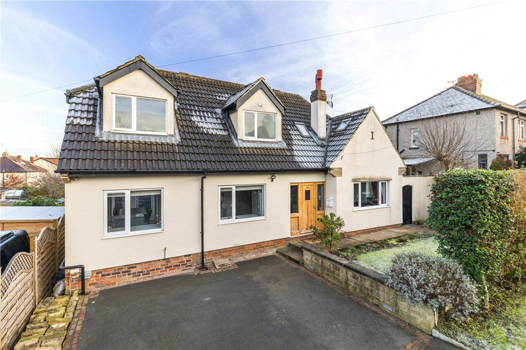 3 bed detached house for sale in Strathmore Road, Ben Rhydding, Ilkley
