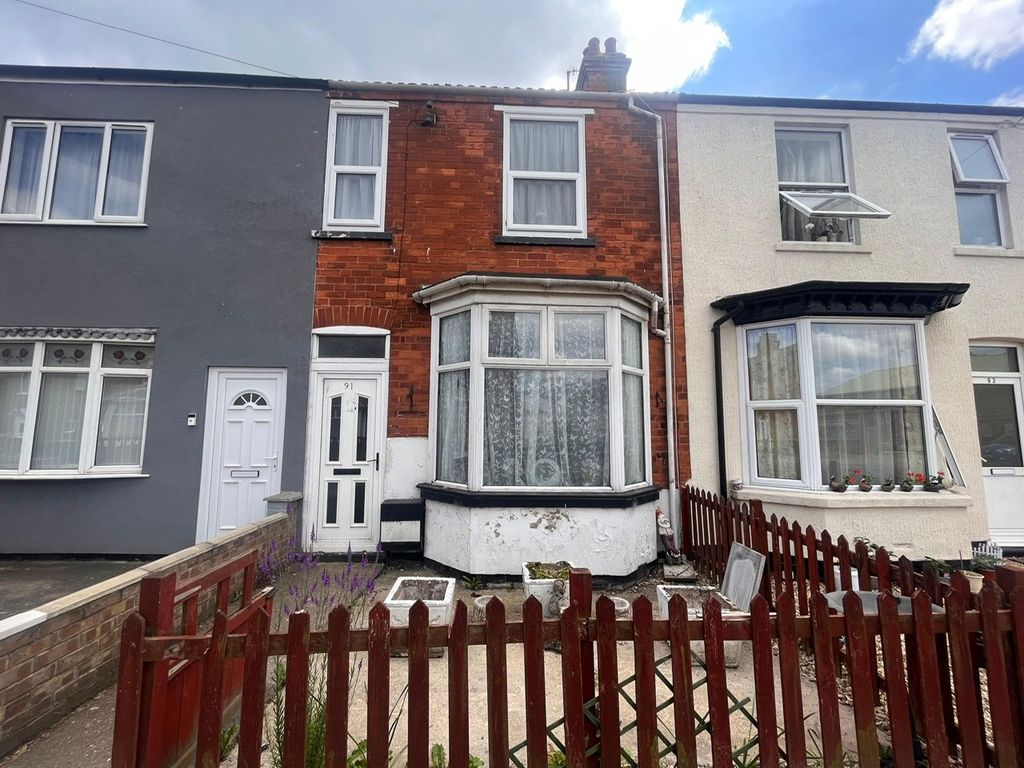 2 bed terraced house for sale in Grosvenor Road, Skegness PE25 Zoopla