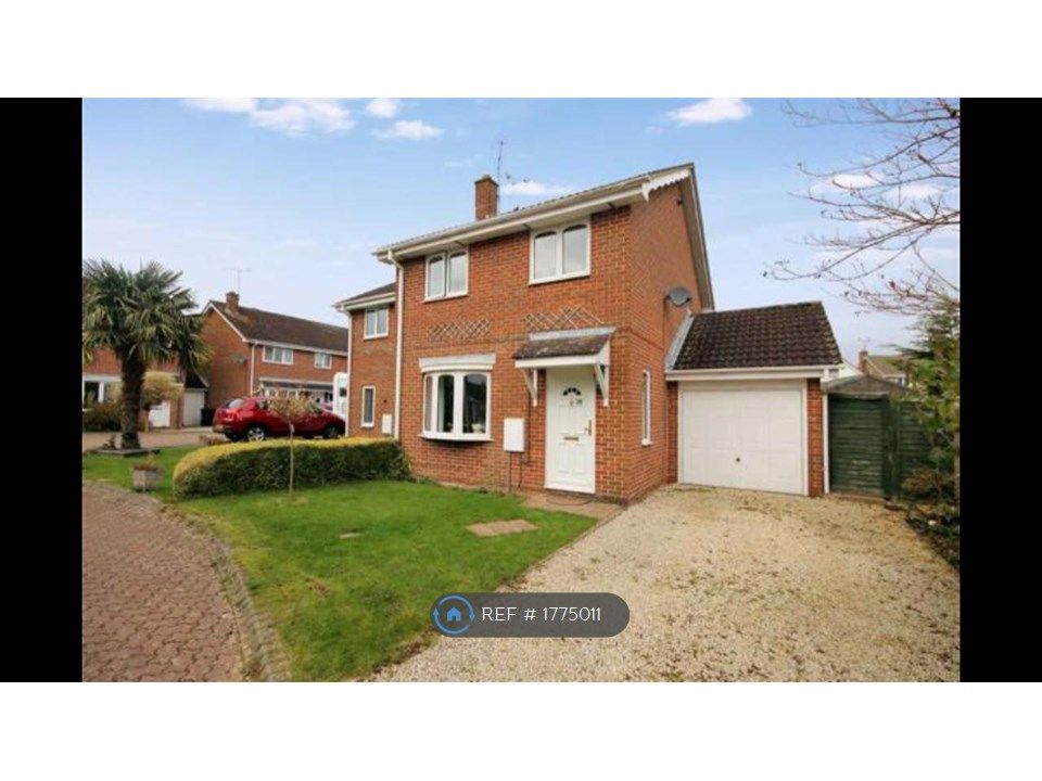 3 bed semidetached house to rent in Mildmay Close, Grange Park