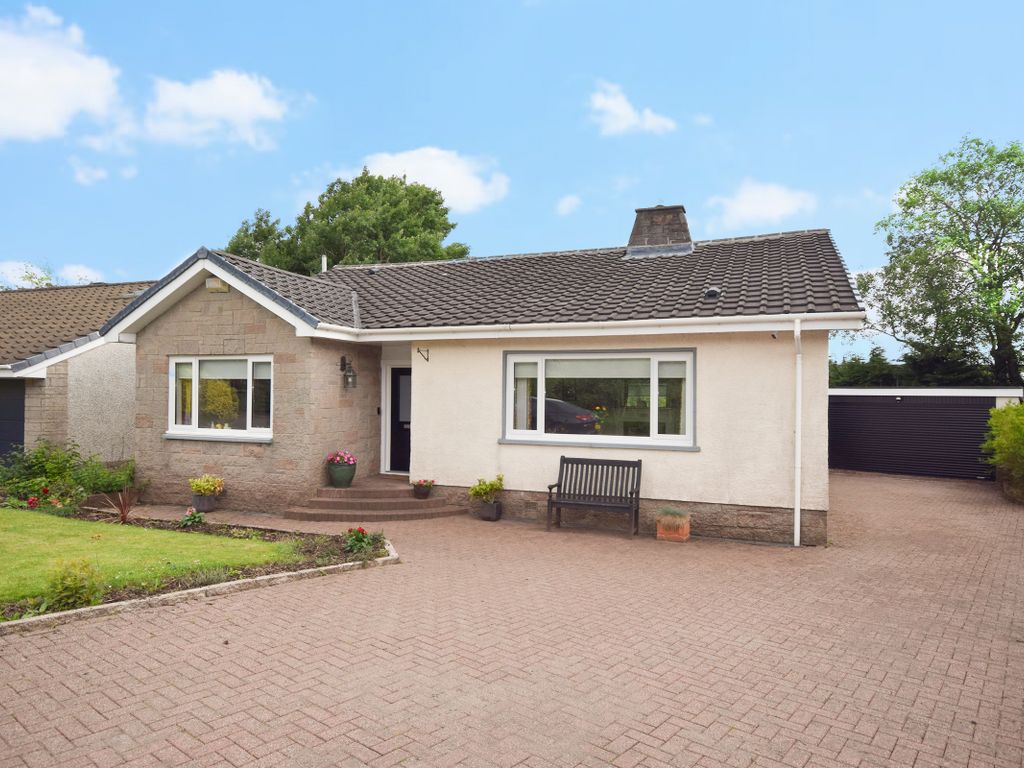3 bed bungalow for sale in Allanshaw Grove, Hamilton ML3, £289,995 Zoopla