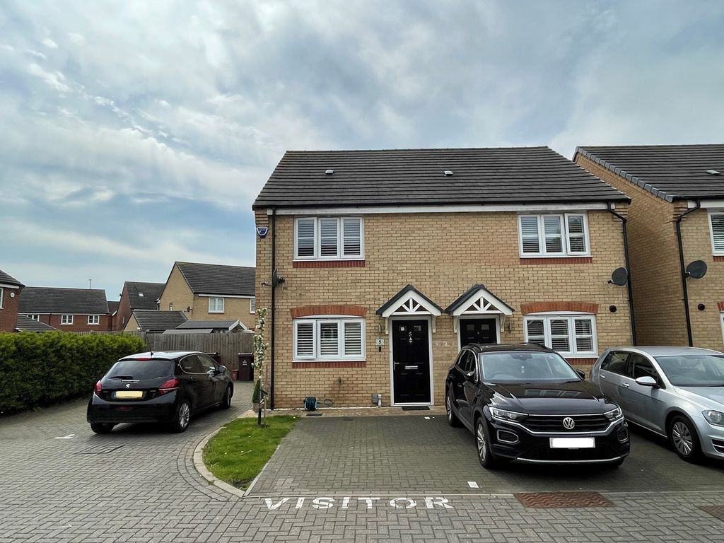 2 bed semidetached house for sale in Vincent Gardens, Stevenage SG1