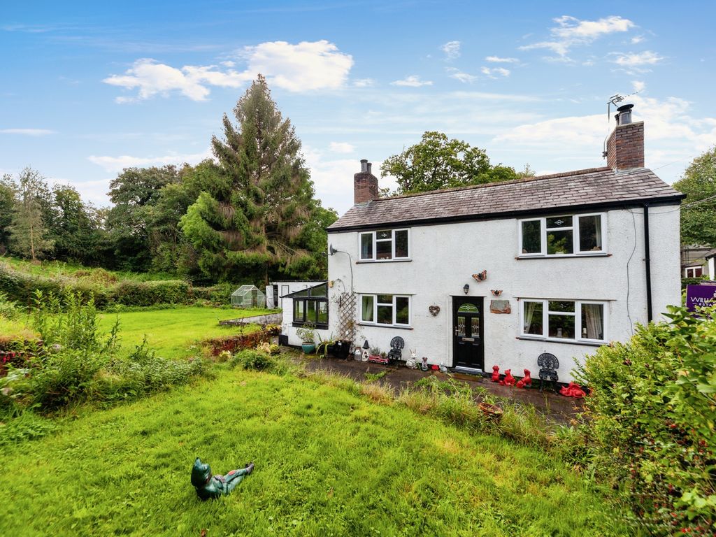 4 bed property for sale in Bryn Y Garreg, Flint Mountain, Flint