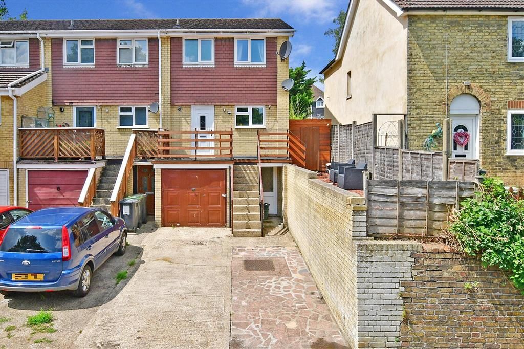 3 bed end terrace house for sale in Holborough Road, Snodland, Kent ME6