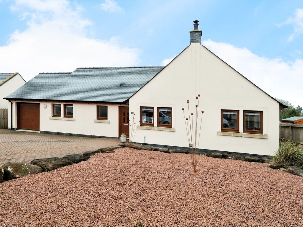 3 bed detached bungalow for sale in Cannee Chase, Kirkcudbright DG6, £