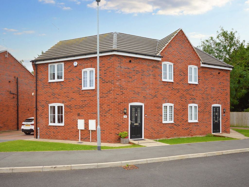 3 bed semidetached house for sale in Meadows Walk, Clowne, Chesterfield, Derbyshire S43, £