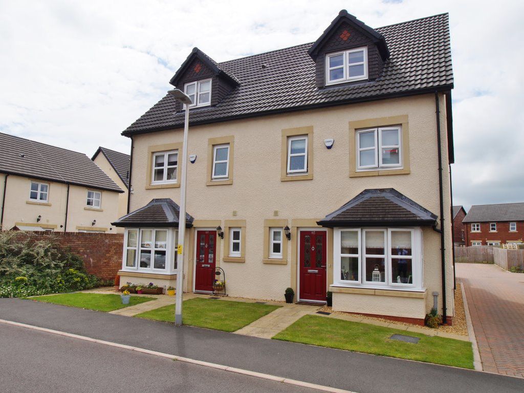 4 bed semidetached house to rent in Way, Dalston, Carlisle CA5