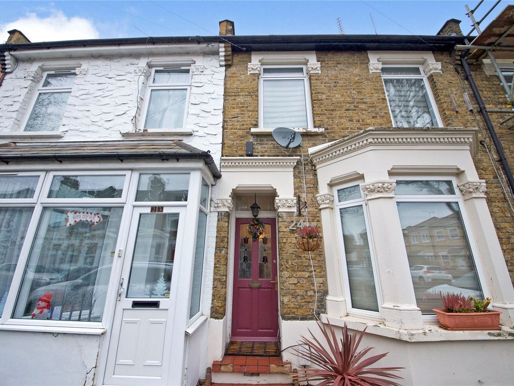 Torrens Square, London E15  