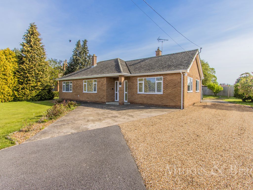 3 bed detached bungalow to rent in Scotts Lane, Brookville, Thetford