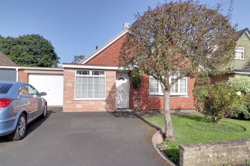 4 bed detached bungalow for sale in Meadow Lane, Derrington, Stafford
