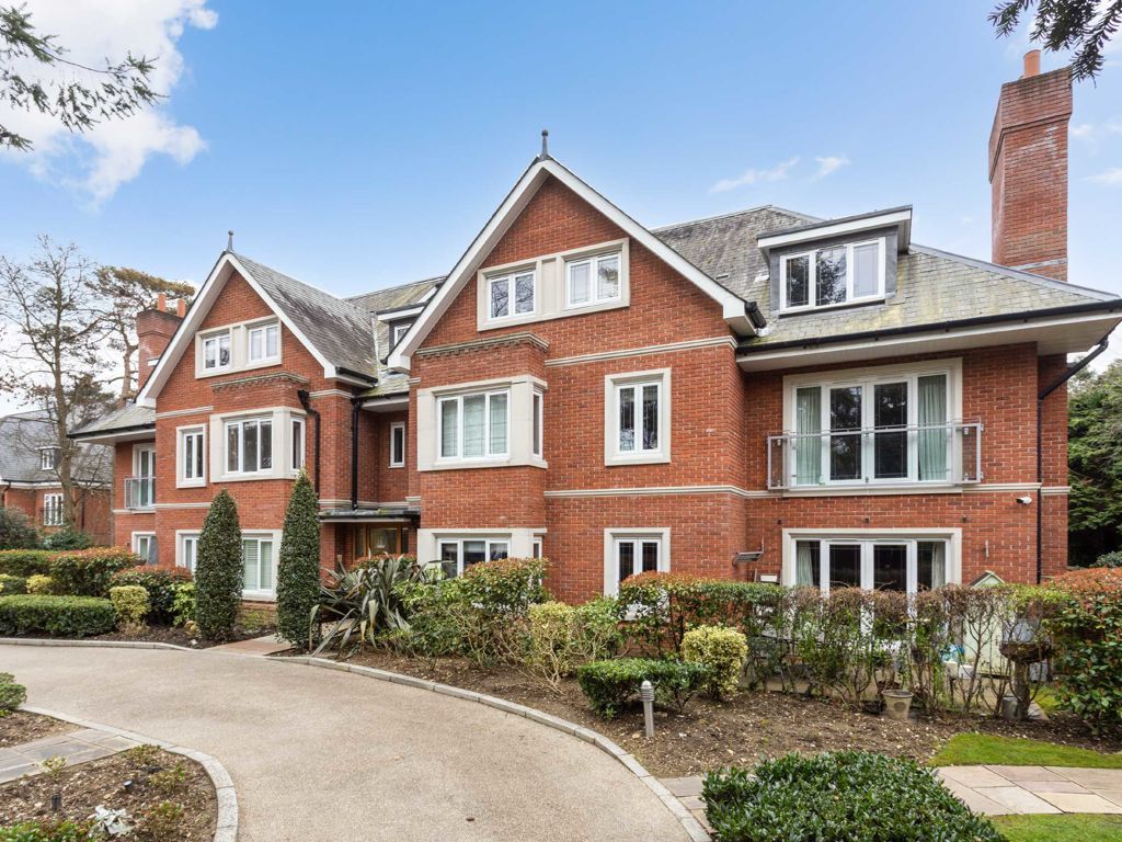 2 bed flat for sale in Gower Road, Weybridge KT13, £595,000 Zoopla