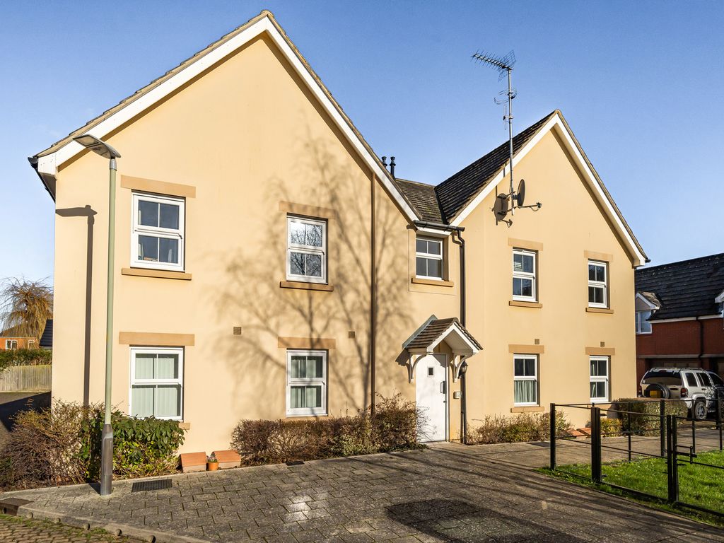 1 bed flat for sale in Uckington, Cheltenham GL51, £130,000 Zoopla