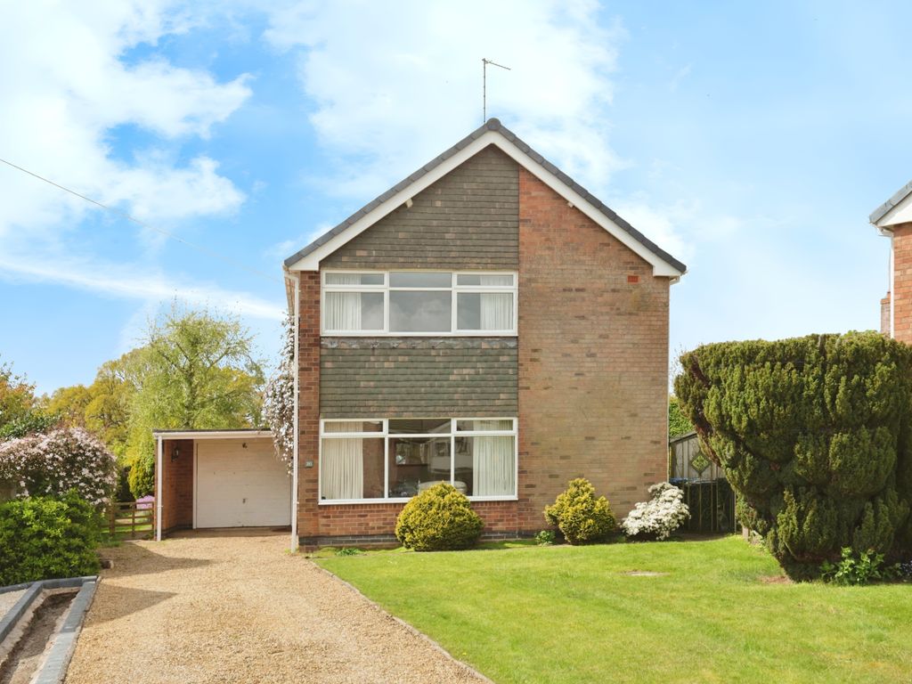 3 bed detached house for sale in Whittle Close, Bilton, Rugby CV22, £