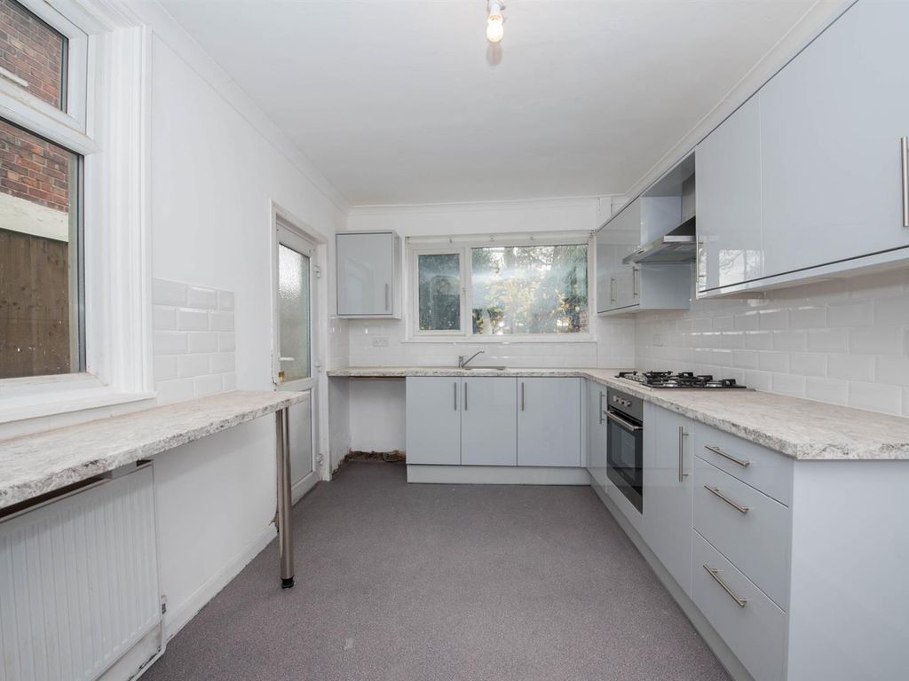 3 bed terraced house to rent in Ilkeston Road, Nottingham NG7, £850 pcm Zoopla