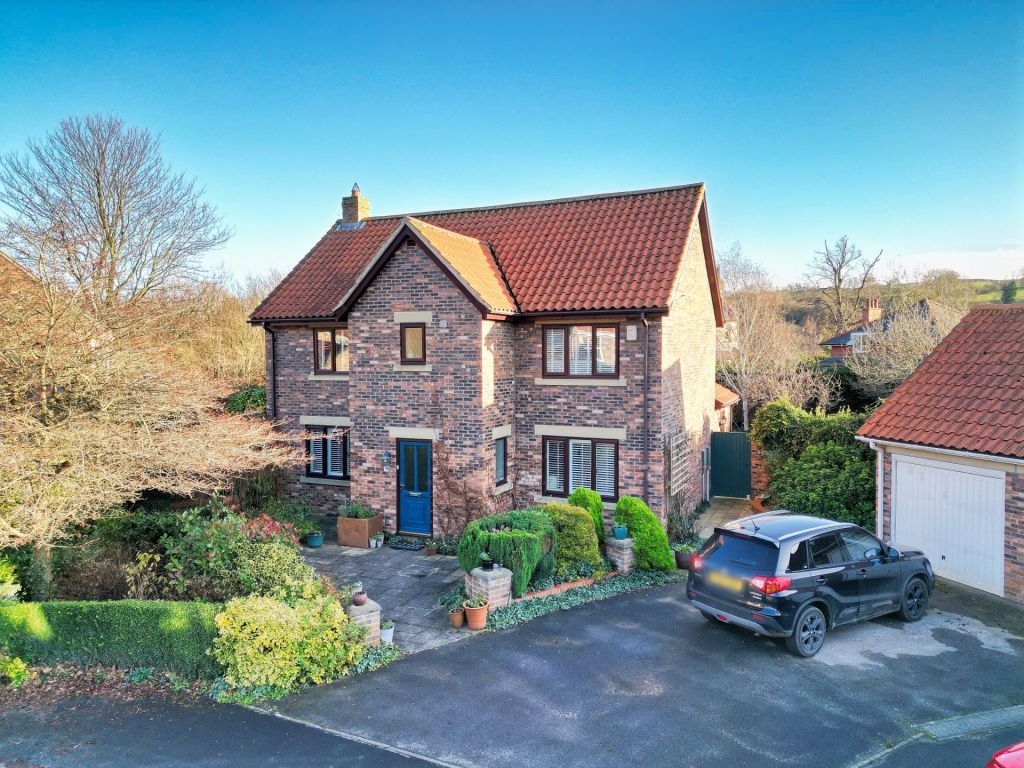 4 bed detached house for sale in Linden Close, Briggswath, Whitby YO21