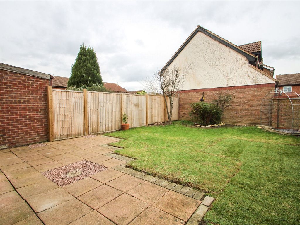 3 bed semidetached house to rent in Foxcroft Close, Bristol BS32 Zoopla