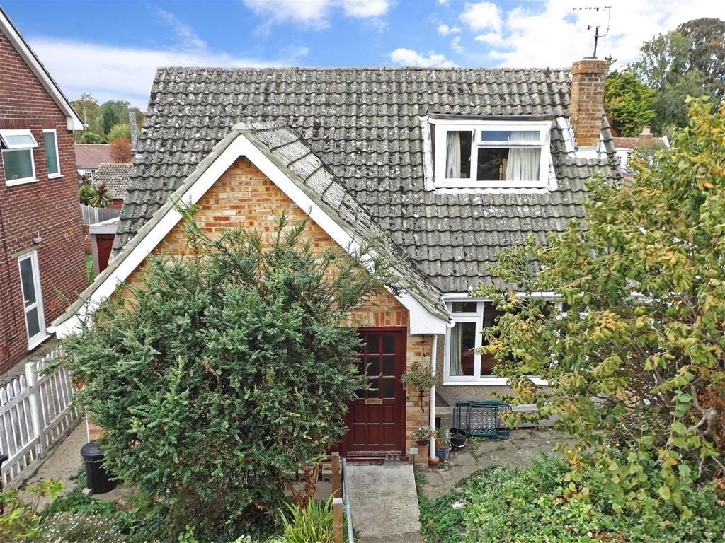 3 bed bungalow for sale in Nicholas Drive, Cliffsend, Ramsgate, Kent