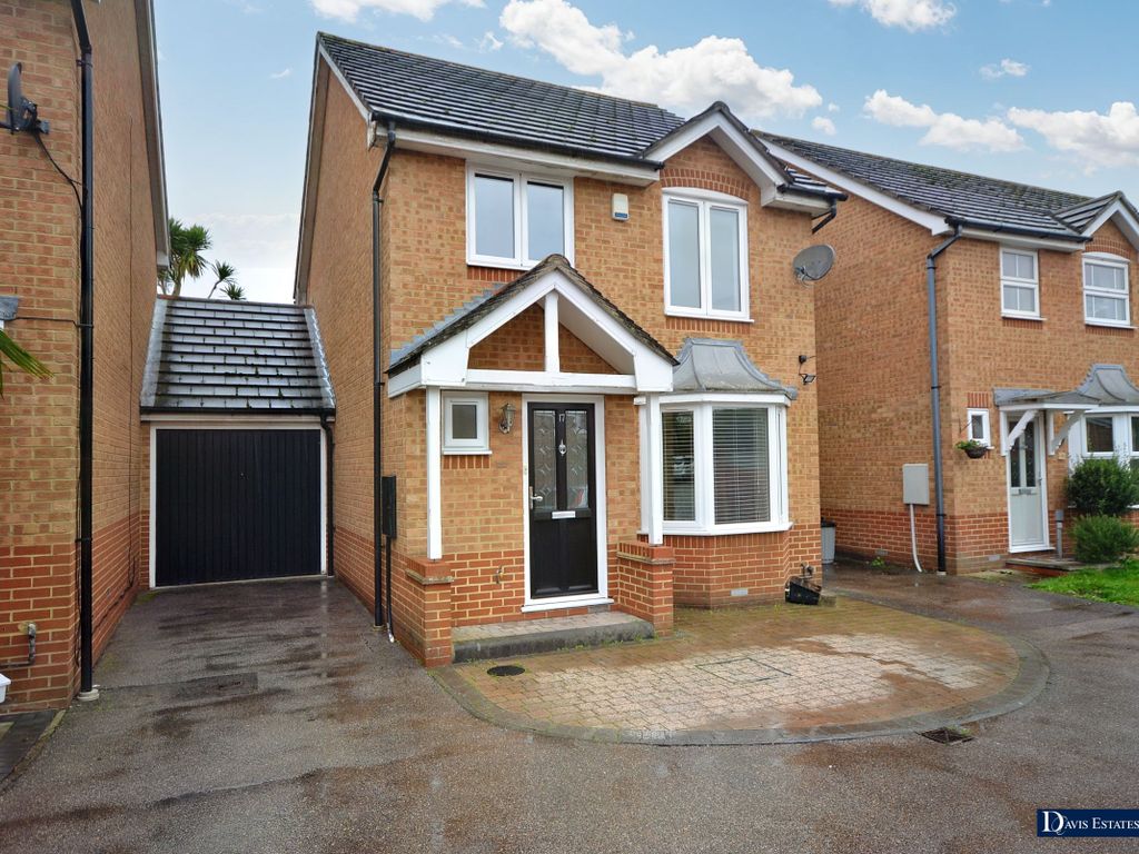 3 bed detached house for sale in Whitmore Avenue, Harold Wood RM3, £525,000 Zoopla