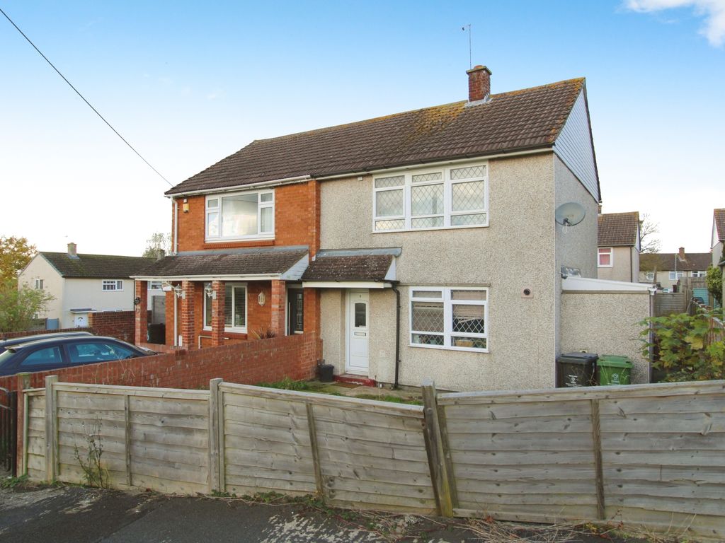 2 bed semidetached house for sale in Rushall Close, Swindon SN2, £