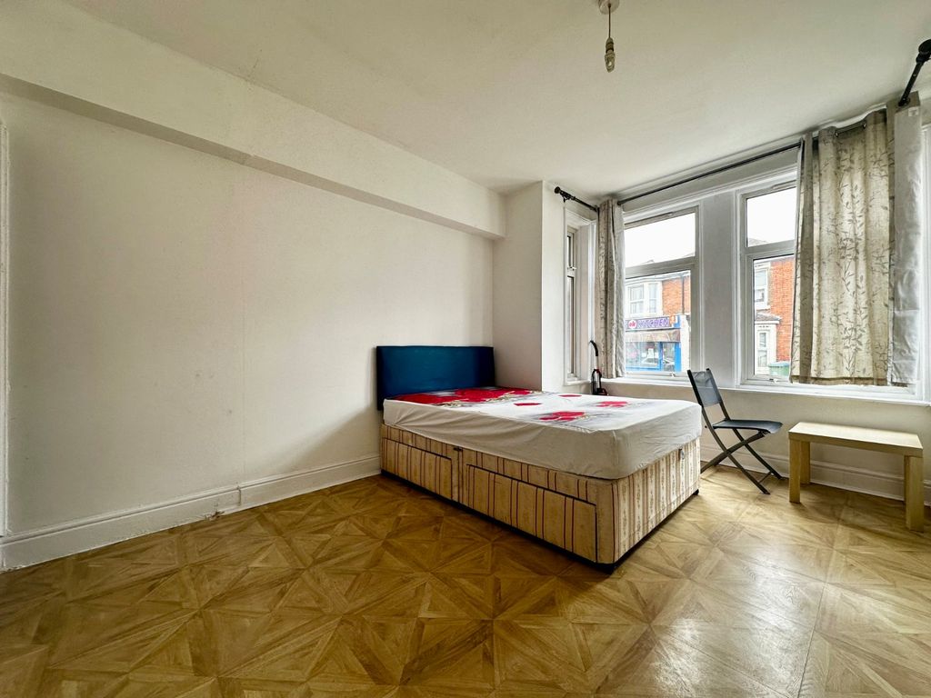 1 bed flat to rent in St. Denys Road, Southampton, Hampshire SO17, £800