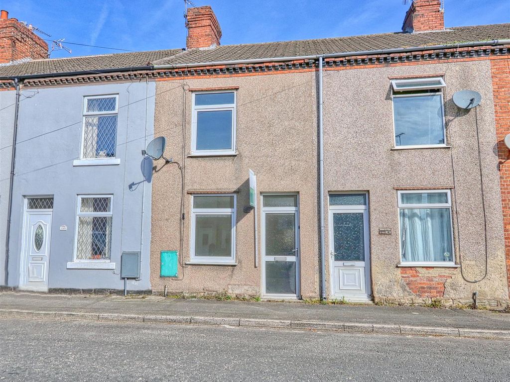 2 bed terraced house for sale in Market Street, Clay Cross