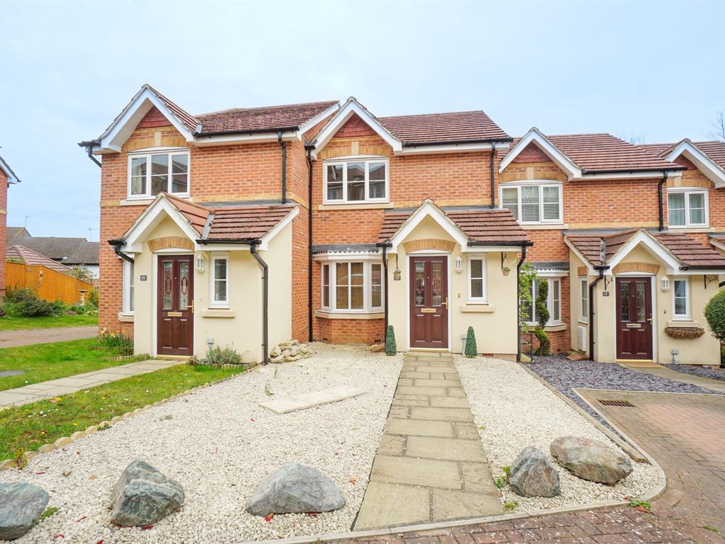 3 bed terraced house for sale in Etchingham Drive, St. LeonardsOnSea TN38 Zoopla