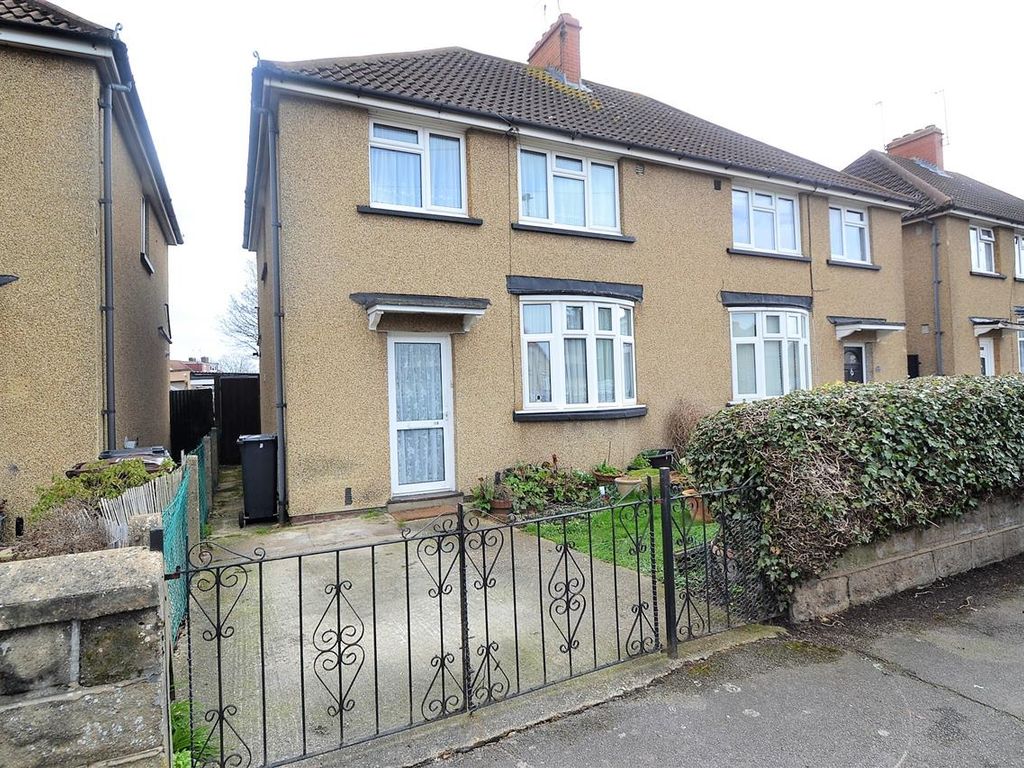 3 bed semidetached house for sale in Vernon Road, Feltham TW13 Zoopla