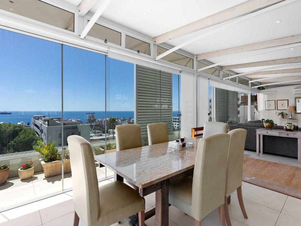 4 bed apartment for sale in Sea Point, Cape Town, South Africa, £