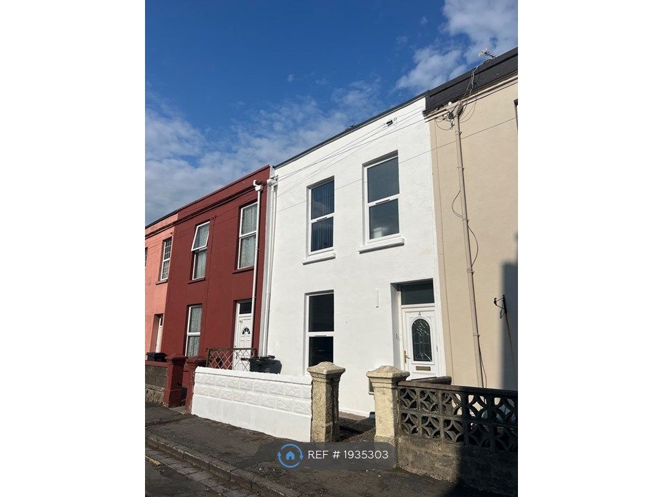 Room to rent in Camden Terrace Room 1), WestonSuperMare BS23, £590