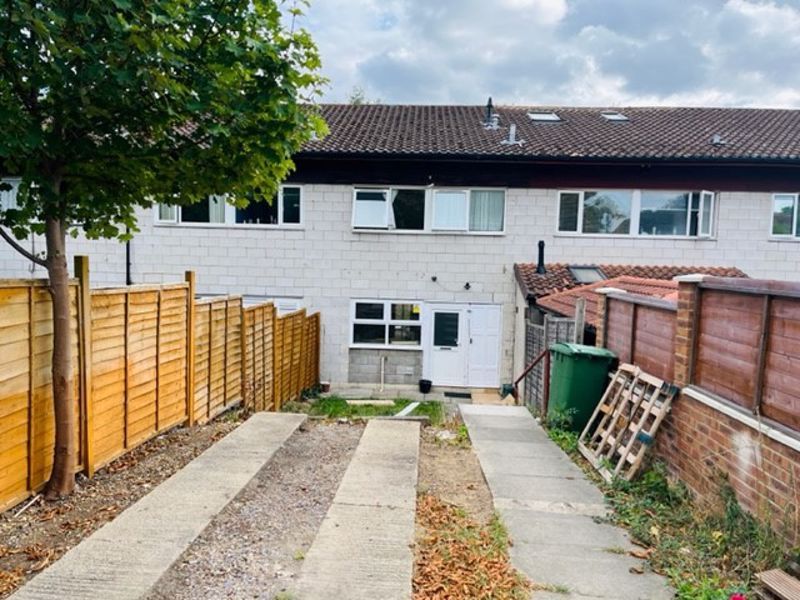 3 bed terraced house for sale in Daniels Welch, Coffee Hall, Milton