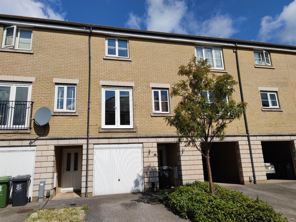 2 bed property to rent in Crome Drive, Great Yarmouth NR31 Zoopla