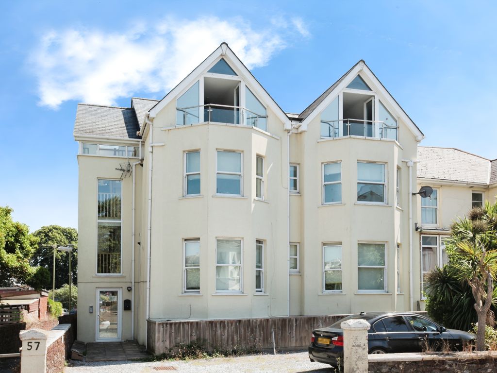 2 bed flat for sale in Dartmouth Road, Paignton, Devon TQ4, £130,000