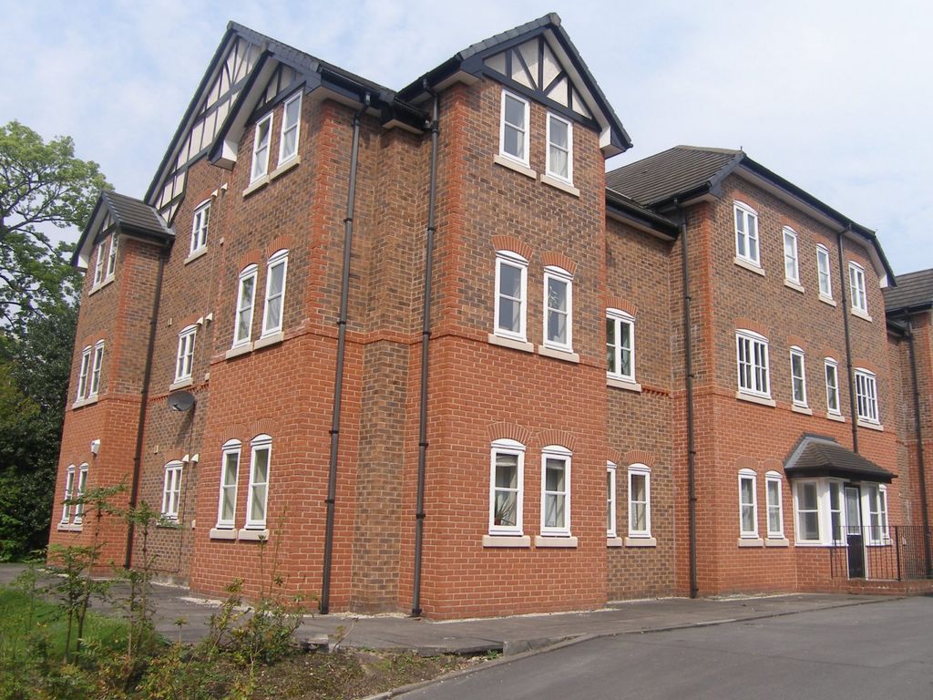 2 bed flat to rent in Pencarrow Close, West Didsbury, Didsbury