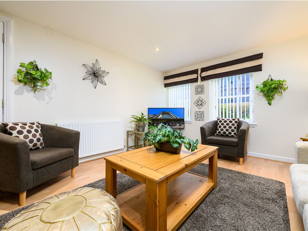 2 bed flat for sale in Binnie Street, Gourock PA19 Zoopla