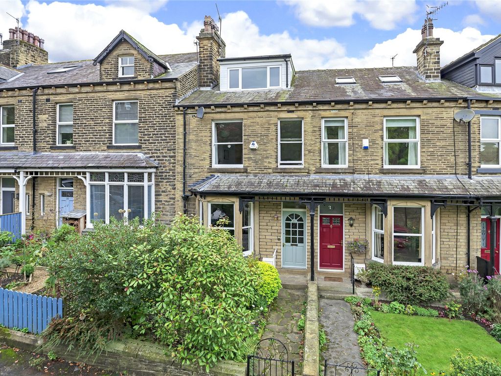 4 bed terraced house for sale in Lister Street, Ilkley, West Yorkshire