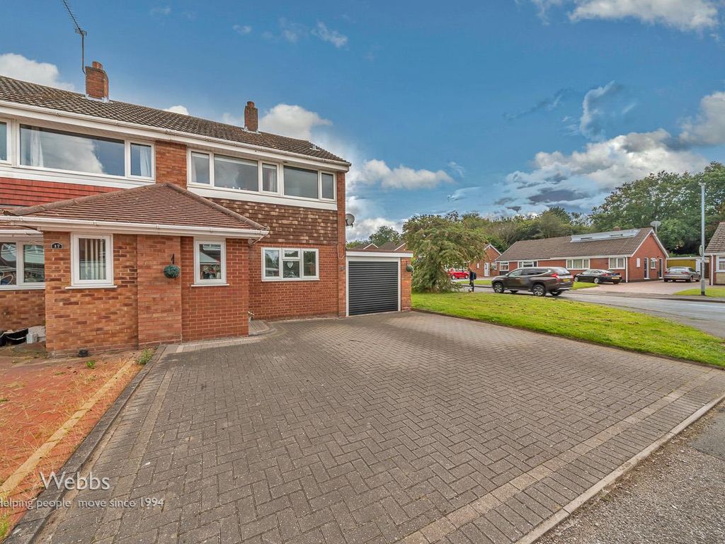 3 bed semidetached house for sale in Alpine Drive, Hednesford, Cannock