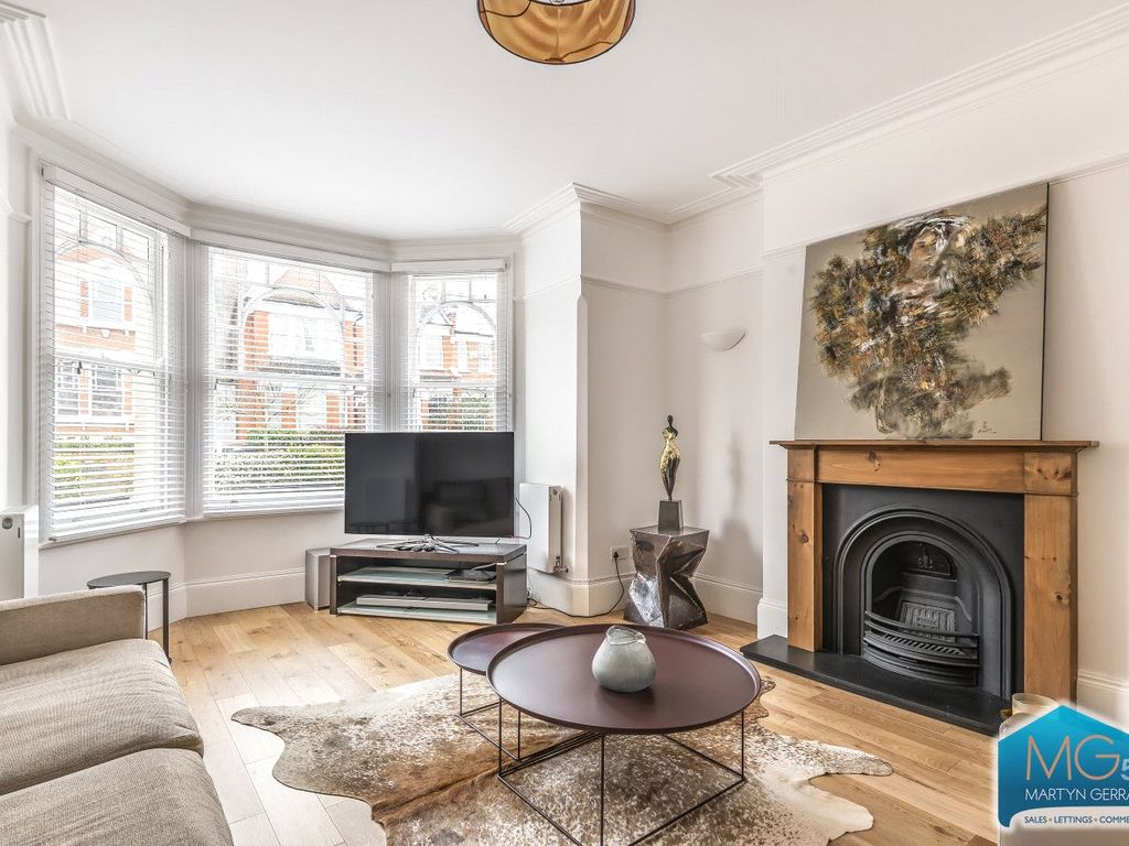 5 bed semidetached house to rent in Curzon Road, Muswell Hill, London