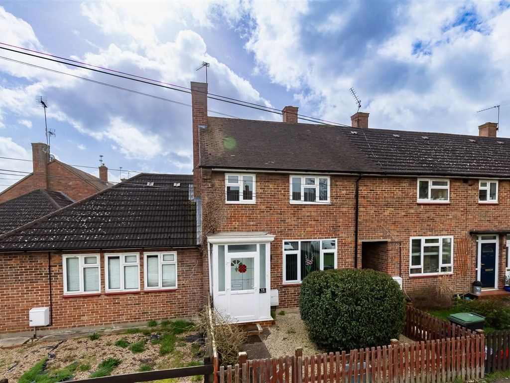3 bed terraced house for sale in Willingale Close, Loughton IG10 Zoopla