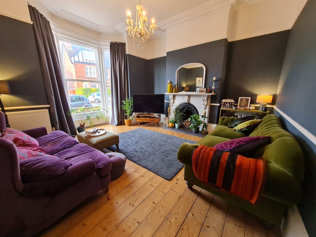 4 bed property for sale in Hallgate, Cottingham HU16, £460,000 Zoopla