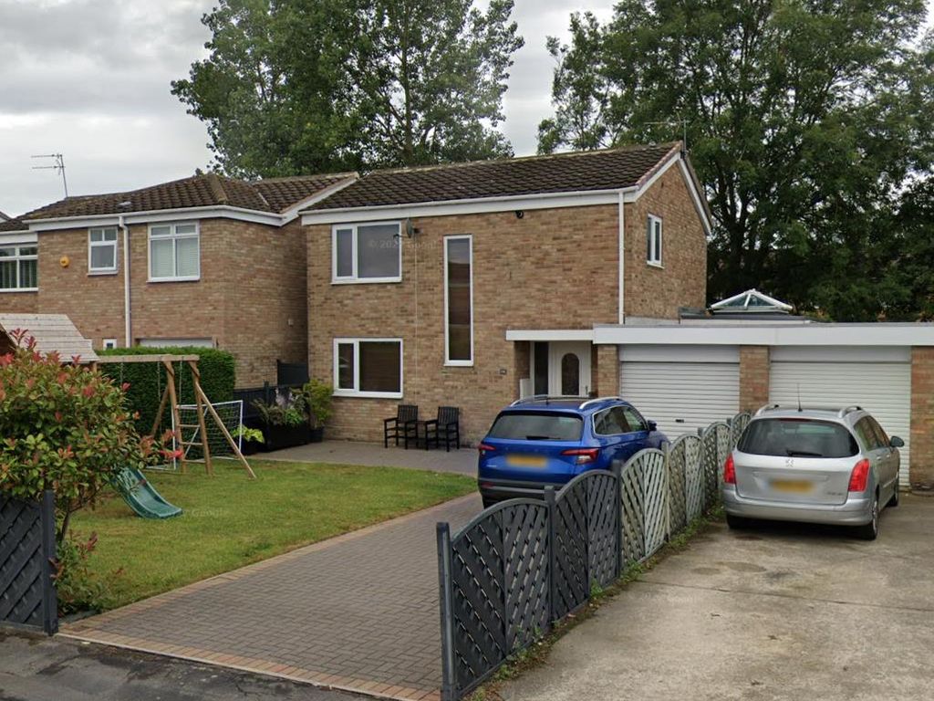 3 bed detached house for sale in Girton Close, Peterlee SR8, £170,000