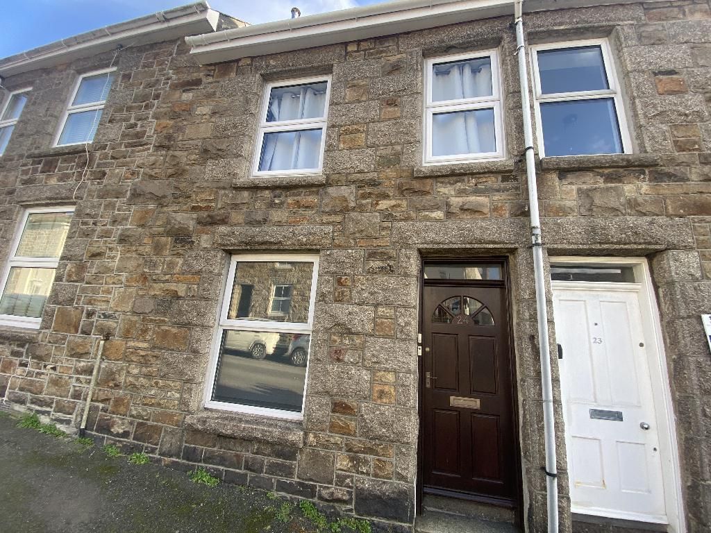 1 bed flat to rent in St. Marys Street, Penzance TR18, £725 pcm Zoopla