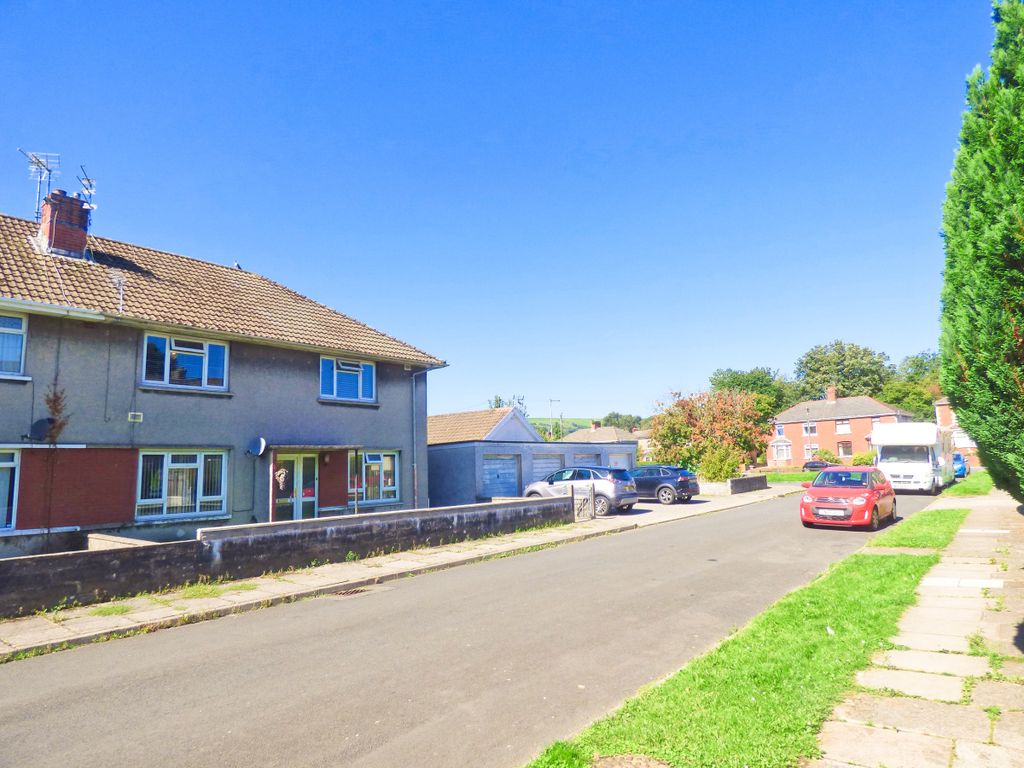 2 bed flat for sale in 2A Haul Fryn, Brynmenyn, Bridgend CF32, £109,995