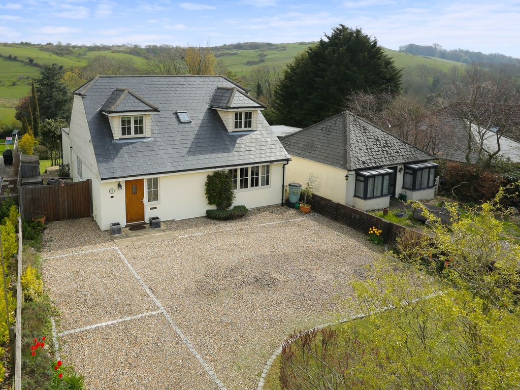 3 bed detached house for sale in Canterbury Road, Lydden CT15 Zoopla