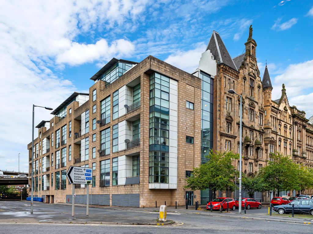 3 bed flat for sale in Carnoustie Street, Glasgow G5, £215,000 Zoopla