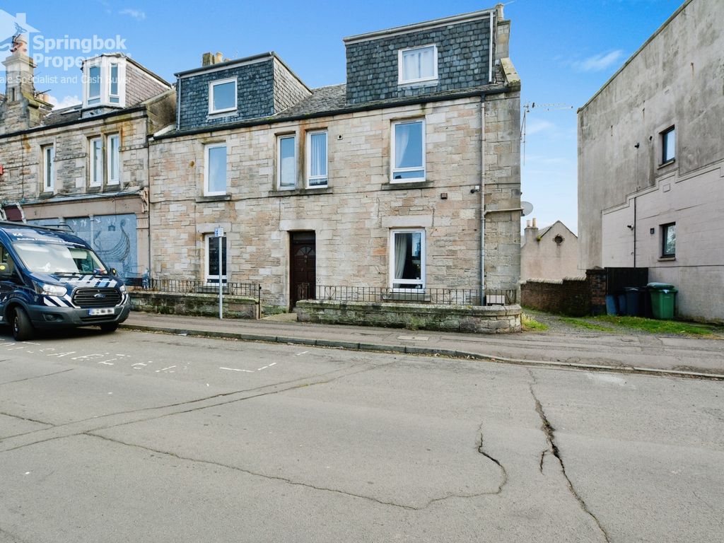 4 bed flat for sale in Randolph Street, Buckhaven, Levenmouth, Fife KY8