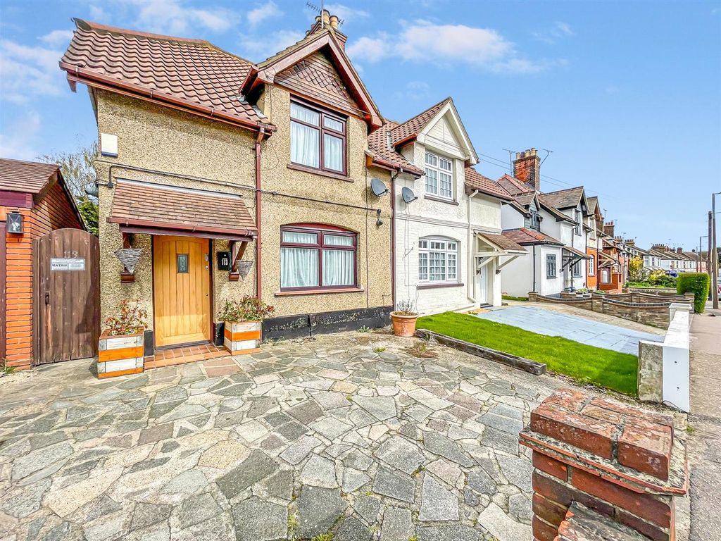 3 bed semidetached house for sale in East Street, SouthendOnSea SS2 Zoopla