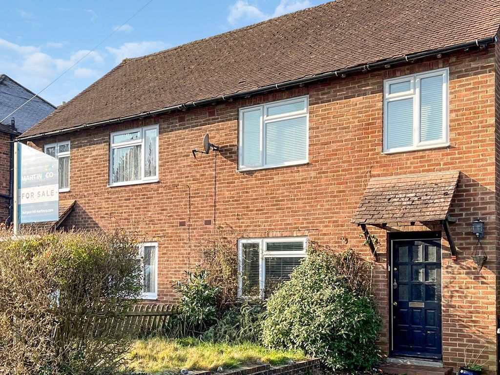 3 bed semidetached house for sale in Lowfield Road, Haywards Heath