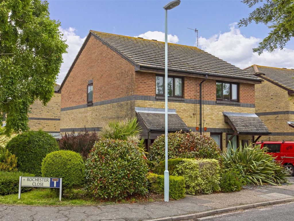 2 bed semidetached house for sale in Carisbrooke Drive, Worthing BN13