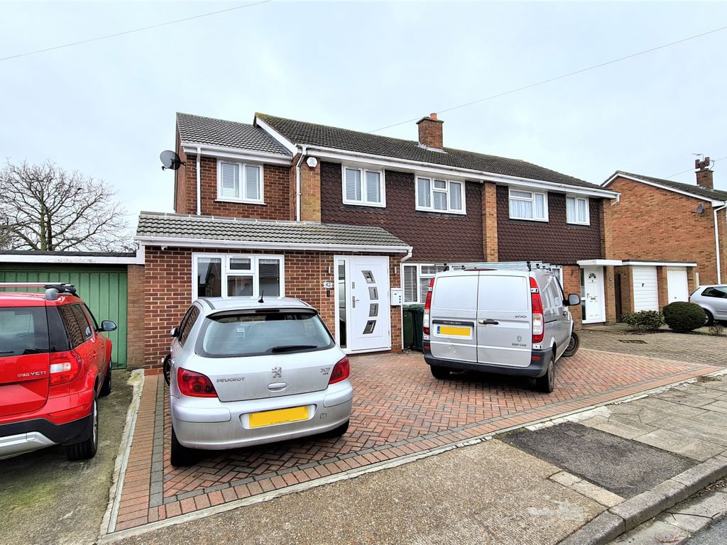 1 bed flat to rent in Jordans Close, Stanwell, Staines TW19 Zoopla