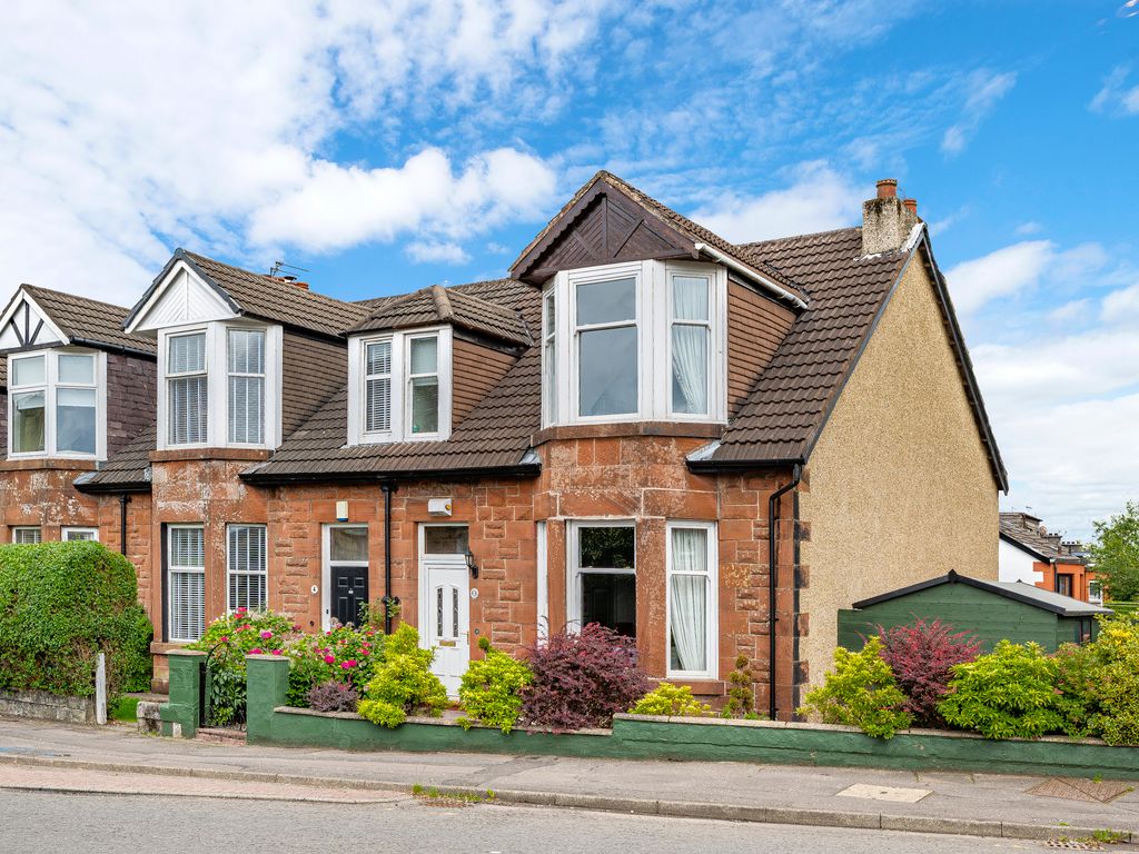 3 bed end terrace house for sale in Auchinairn Road,